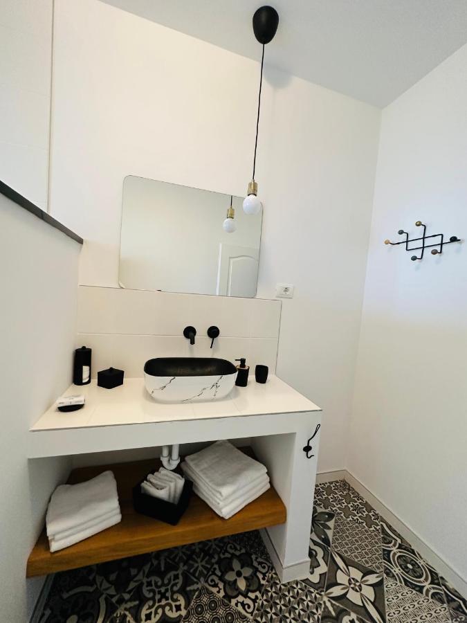 Studio Zara Rovinj Exterior foto